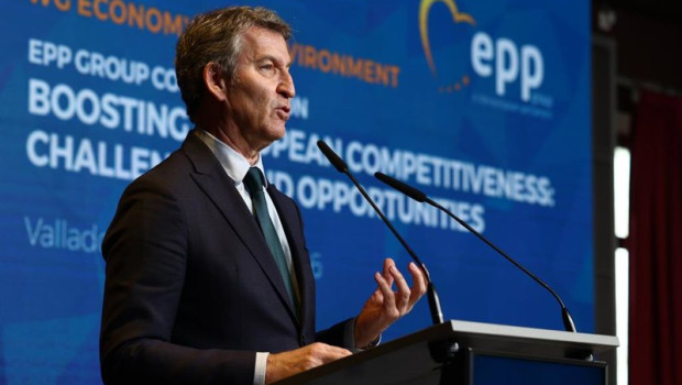 ep feijoo interviene en un foro organizado por el pp de la ue