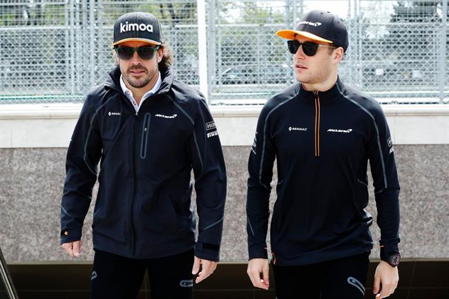 ep fernando alonso stoffel vandoorne mclaren