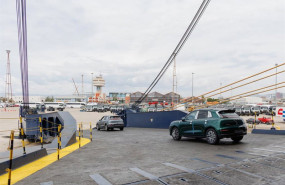ep gwm desembarca en espana con sus primeros 500 vehiculos a traves del port de barcelona