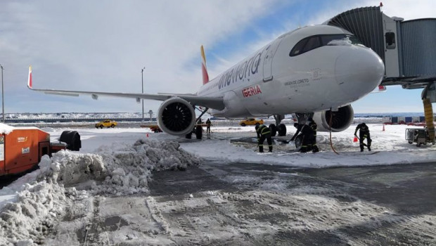 ep imagen de un avion de iberia en barajas esta semana