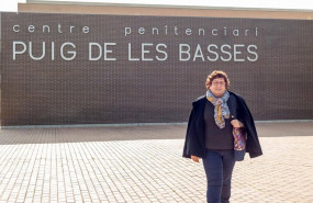 ep la exconsellera dolors bassa este lunes al salir de la carcel de puig de les basses en figueres