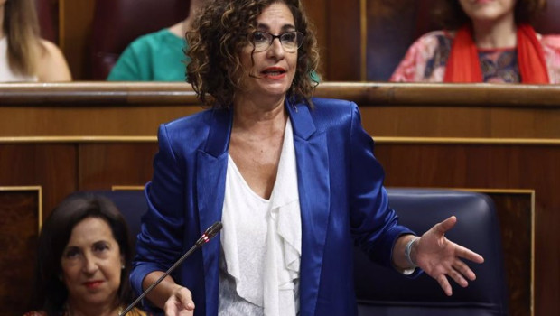 ep la ministra de hacienda maria jesus montero interviene durante una sesion plenaria en el congreso