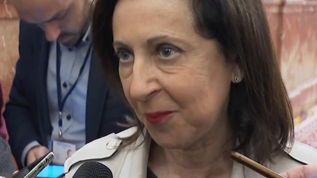 Margarita Robles atiende a la prensa en el Congreso | Europa Press ep margarita robles atiendela prensacongreso
