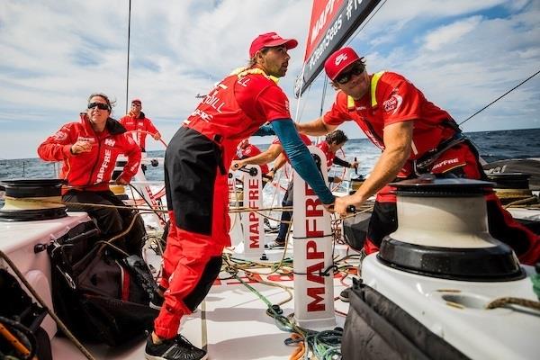 Támara Echegoyen, Antonio "Ñeti" Cuervas-Mons y Will Altadill (Volvo Ocean Race | JEN EDNEY/VOLVO OCEAN RACE ep tamara echegoyen antonio neti cuervas-monswill altadill volvo ocean race