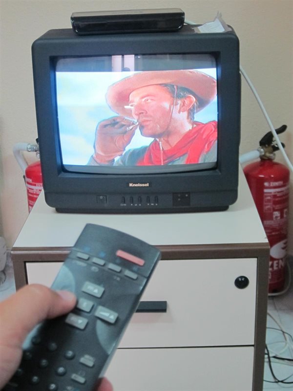ep television viendo tele mando