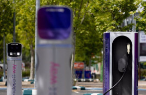 ep varios puntos de carga de vehiculos electricos a 9 de mayo de 2024 en madrid espana