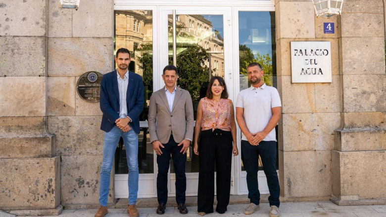 mara jess lorenzana conselleira de industria ricardo fucios gerente de balneario de mondaruz con el director general de minas y el director tcnico de balneario de mondariz