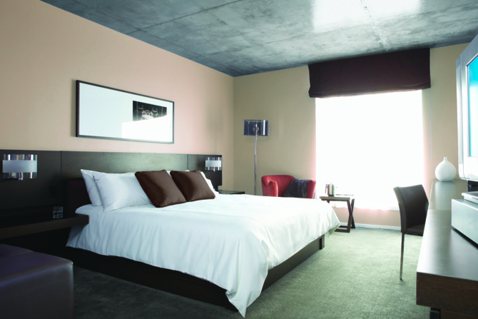 1604052826 schneider electric y sirt lanzan una solucio n para conectar hotel y hue spedes a trave s de la tv