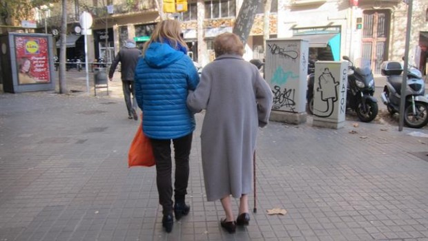 ep anciana dependencia cuidador tercer sector social