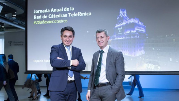 ep antonio bengoa izquierda director de relaciones institucionales de telefonica espana y nicolas