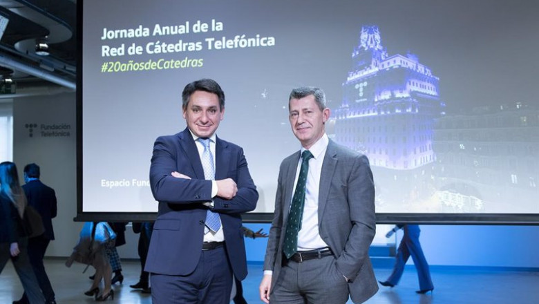 ep antonio bengoa izquierda director de relaciones institucionales de telefonica espana y nicolas ep antonio bengoa izquierda director de relaciones institucionales de telefonica espana y nicolas