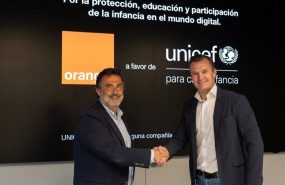 ep archivo   de izquierda a derecha el director ejecutivo de unicef espana jose maria vera y el