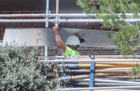ep archivo un trabajador de la construccion en una obra ep archivo un trabajador de la construccion en una obra