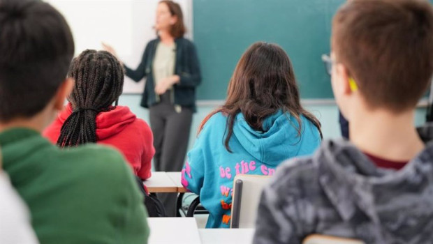 ep cerca de 60000 estudiantes reciben educacion financiera de voluntarios empleados de banca