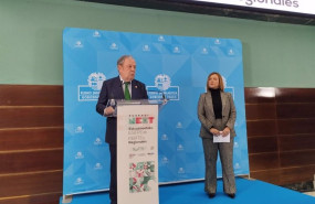 ep el consejero de economia y hacienda pedro azpiazu y la presidenta de confebask tamara yague