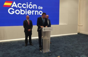 ep el ministro de transportes oscar puente junto al delegado de gobierno en madrid francisco martin