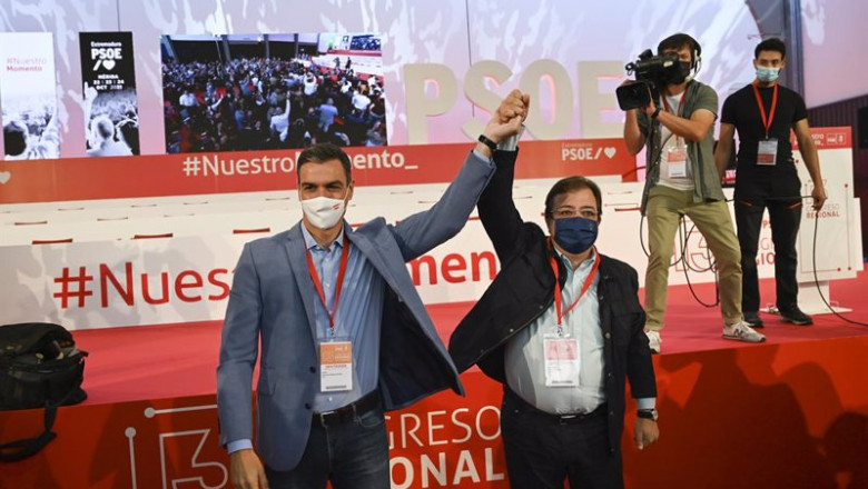 ep el presidente del gobierno pedro sanchez y el presidente de la junta de extremadura guillermo ep el presidente del gobierno pedro sanchez y el presidente de la junta de extremadura guillermo