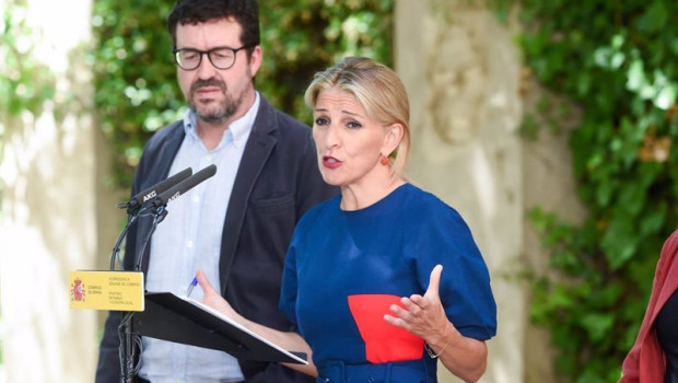 ep el secretario de estado de trabajo joaquin perez rey y la vicepresidenta segunda del gobierno y