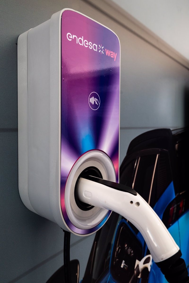 Endesa alcanza el objetivo de contar con la mitad de su flota corporativa electrificada en 2022