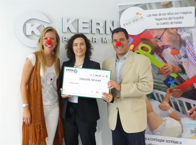 ep kern pharma dona 5000 eurosvisitasninos ingresados