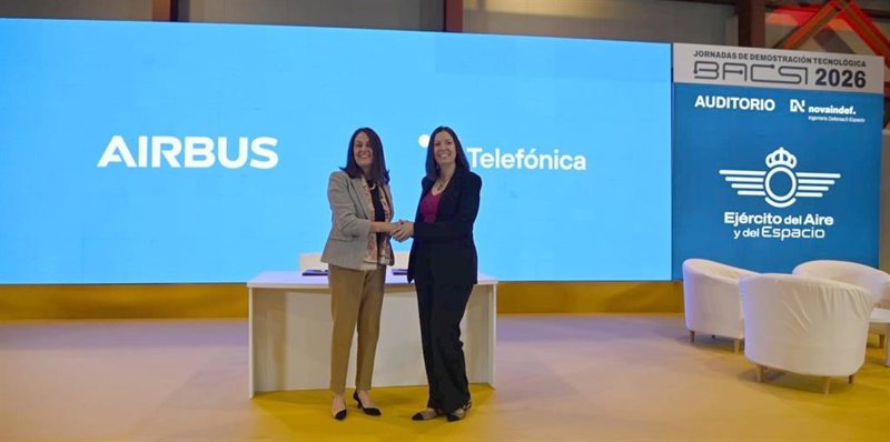 https://img1.s3wfg.com/web/img/images_uploaded/7/8/ep_telefonica_espana_y_airbus_helicopters_espana_han_formalizado_un_acuerdo_de_colaboracion_para.jpg