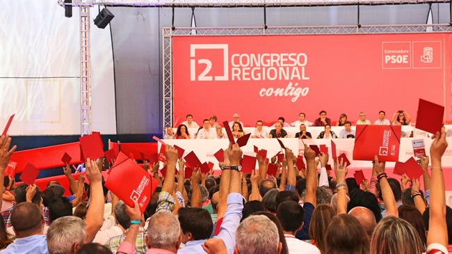 Votación en el 12 Congreso del PSOE de Extremadura | PSOE ep votacion12 congresopsoeextremadura
