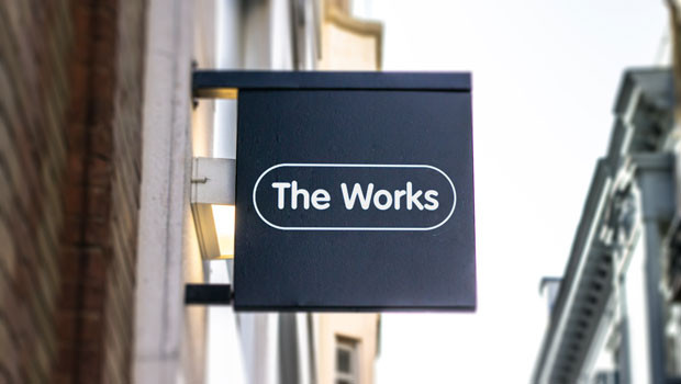 dl theworks los trabajos libros papelería artesanía minorista tienda descuento logo