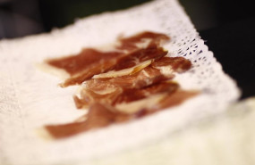 ep archivo   jamon serrano en imagen de archivo