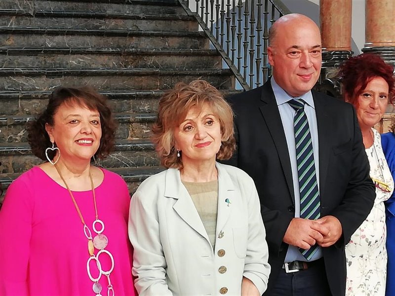 ep carcedo centro entre la subdelegada y el presidente de la diputacion de cordoba