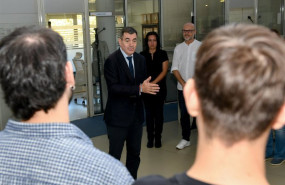 ep el conselleiro de educacion ciencia universidades e formacion profesional roman rodriguez