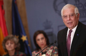 ep el ministro de asuntos exteriores ue y cooperacion en funciones josep borrell emocionado ofrece
