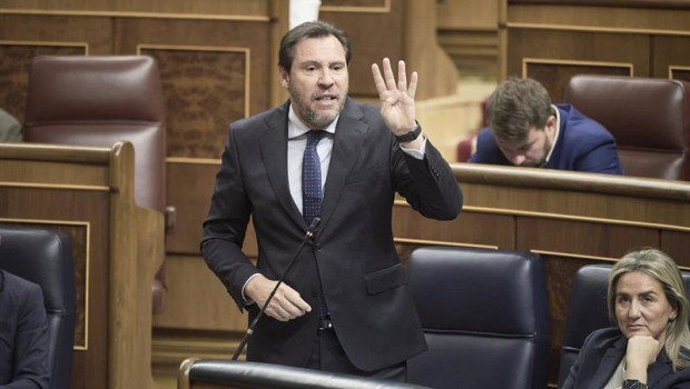 ep el ministro de transportes oscar puente durante una sesion plenaria en el congreso a 22 de abril