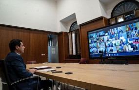 ep el presidente de la junta de andalucia juan manuel moreno bonilla se reune con el presidente del