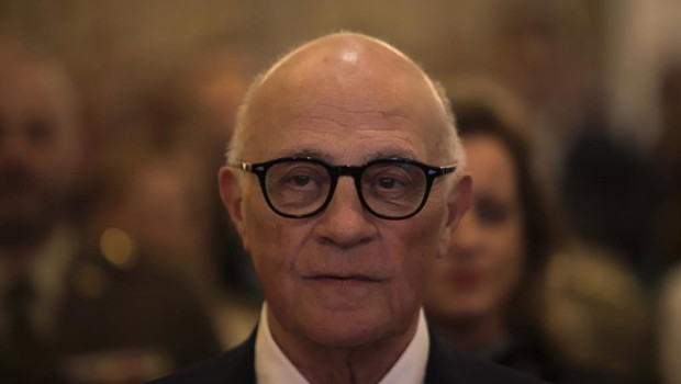 ep el presidente del banco sabadell josep oliu durante la entrega de la medalla de oro de la