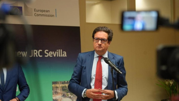ep espana refuerza su colaboracion con el centro de investigacion de la comision europea en sevilla