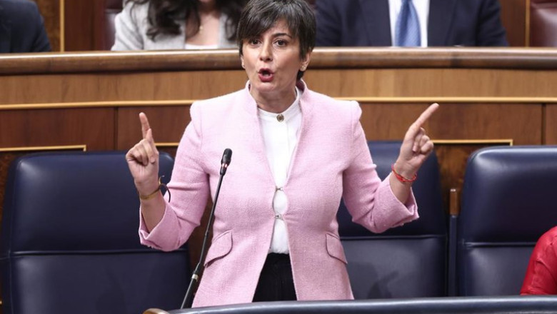 ep la ministra de vivienda isabel rodriguez durante el pleno del congreso de este miercoles 15 de ep la ministra de vivienda isabel rodriguez durante el pleno del congreso de este miercoles 15 de