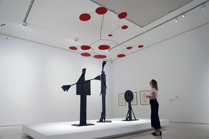 ep nueva exposicion titulada calder-picasso en el museo picasso de la capital