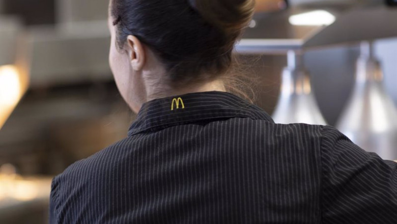 ep trabajadora de mcdonalds ep trabajadora de mcdonalds