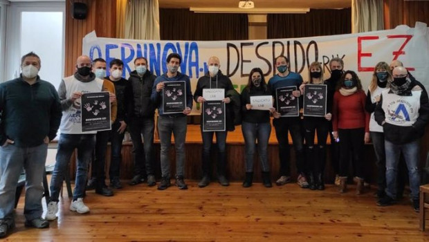 ep trabajadores de aernnova encerrados en protesta por el ere