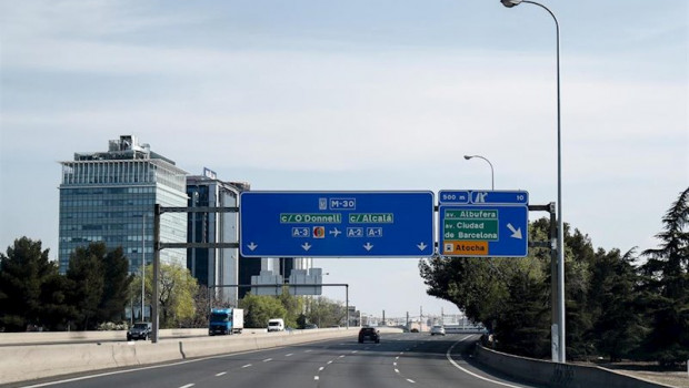 ep una autovia de madrid con poco trafico durante la crisis del coronavirus en madrid
