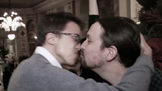 errejon iglesias beso