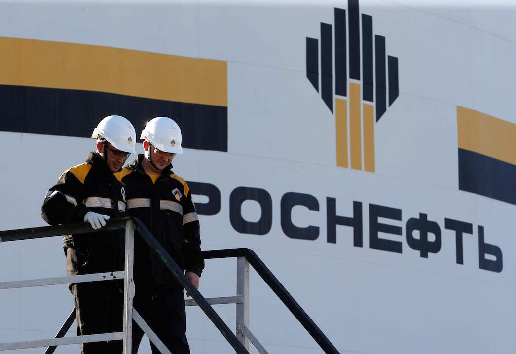 El excanciller alemán Schroeder abandona su cargo en la petrolera estatal rusa Rosneft