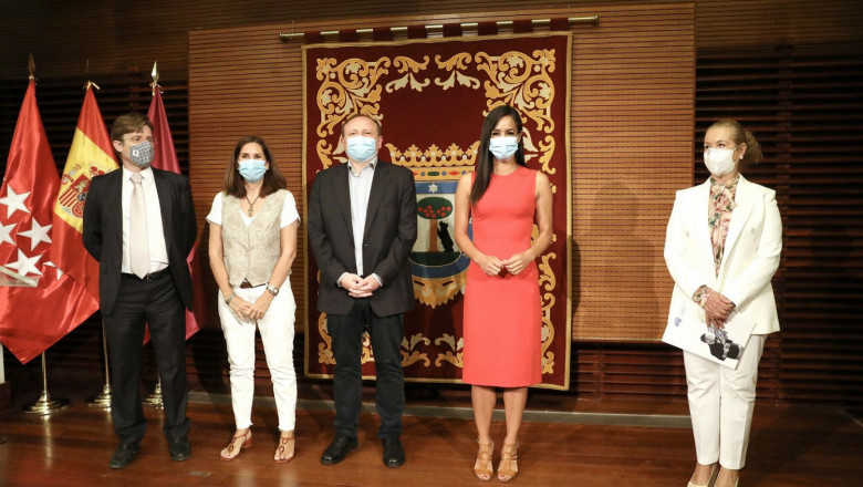 1623755120 image00009br 