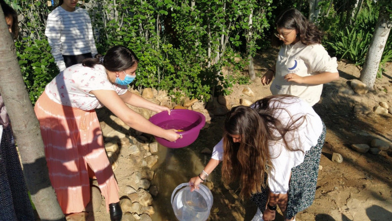 1653497034 ha sido necesario aportar agua para evitar que la charca se seque antes de tiempo 