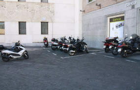 ep archivo   motos aparcamiento vehiculos