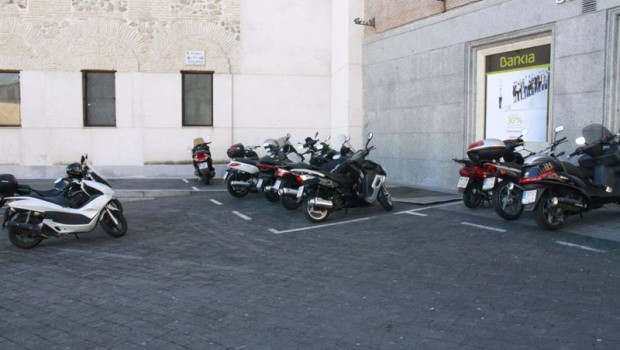 ep archivo   motos aparcamiento vehiculos