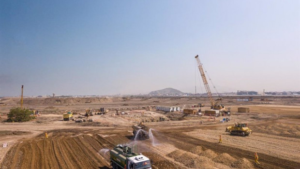 ep archivo   obras de la torre del aeropuerto de lima por acciona