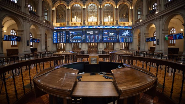 ep archivo patio del palacio de la bolsa octubre de 2023 ep archivo patio del palacio de la bolsa octubre de 2023