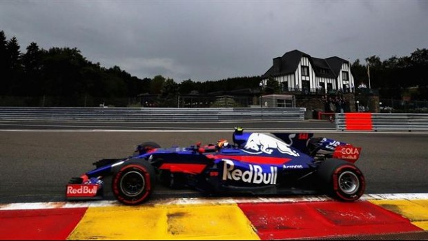 ep carlos sainz toro rosso rodandospa belgica