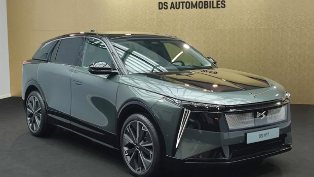 ep ds automobiles lanza el nuevo ds n7 su suv compacto premium con hasta 740 kilometros de autonomia